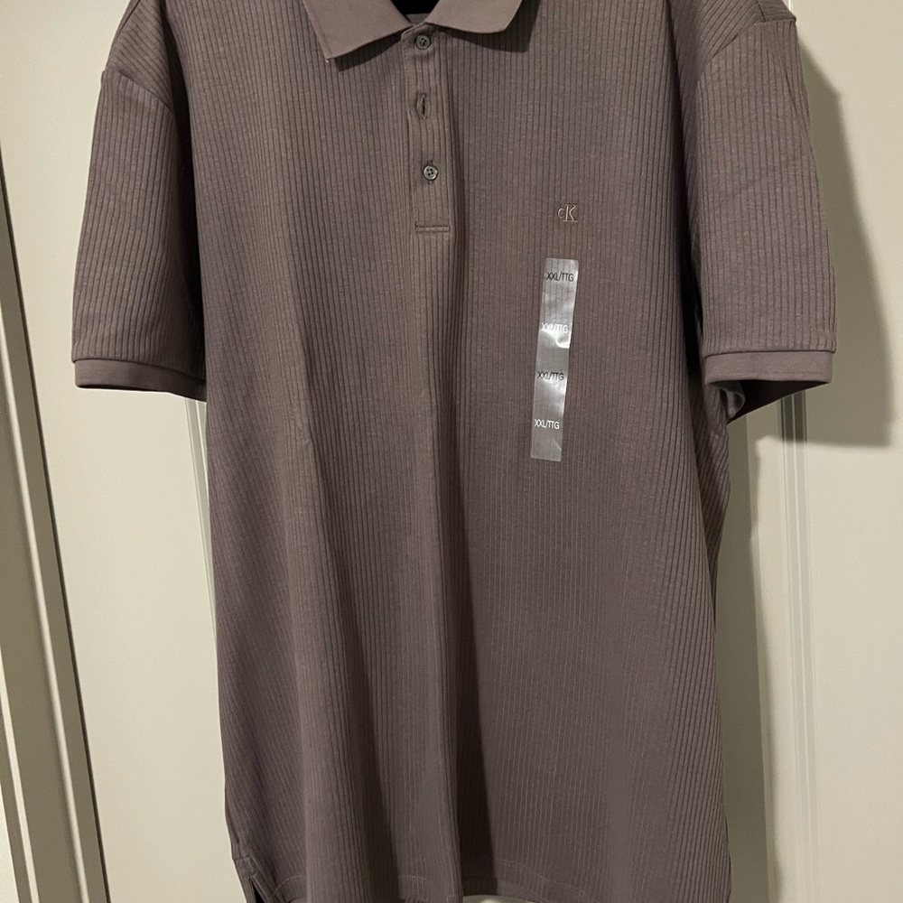 Calvin Klein - Picture 2 of 6